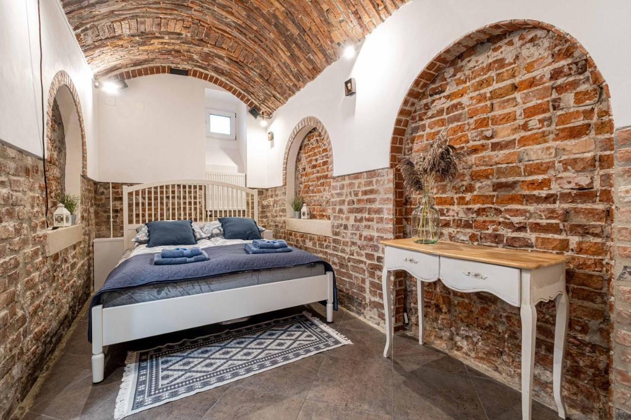 Old Town Wawel II Premium Apartments Красков Екстериор снимка